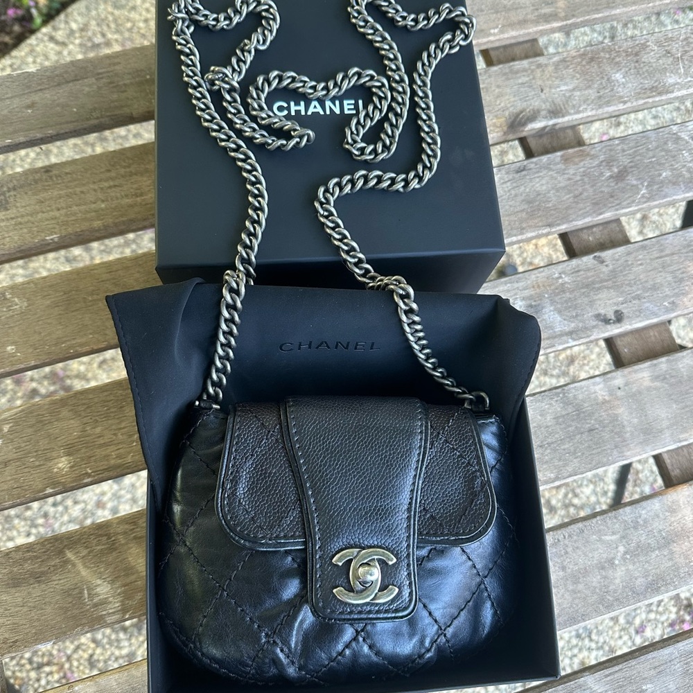 SOLD!! Chanel leather crossbody flap